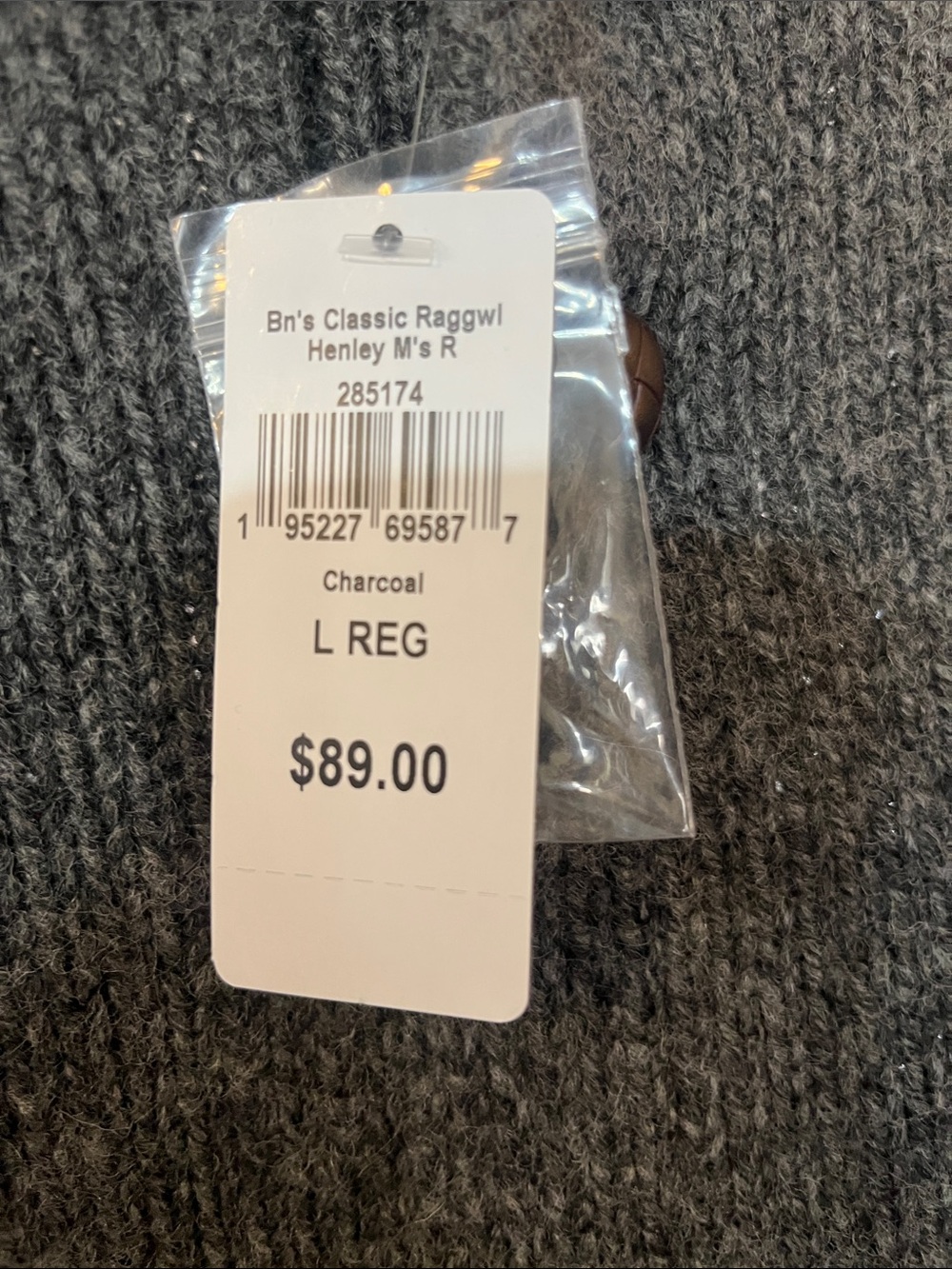 L.L. Bean Men's Charcoal Crewneck Lambswool  Sweater - Picture 7 of 7